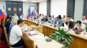 Заседание гордумы Армавира - кандидаты от разных партий