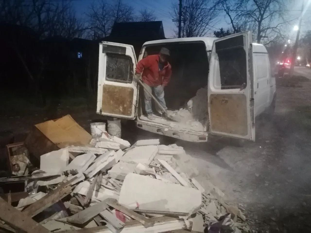 Нарушитель