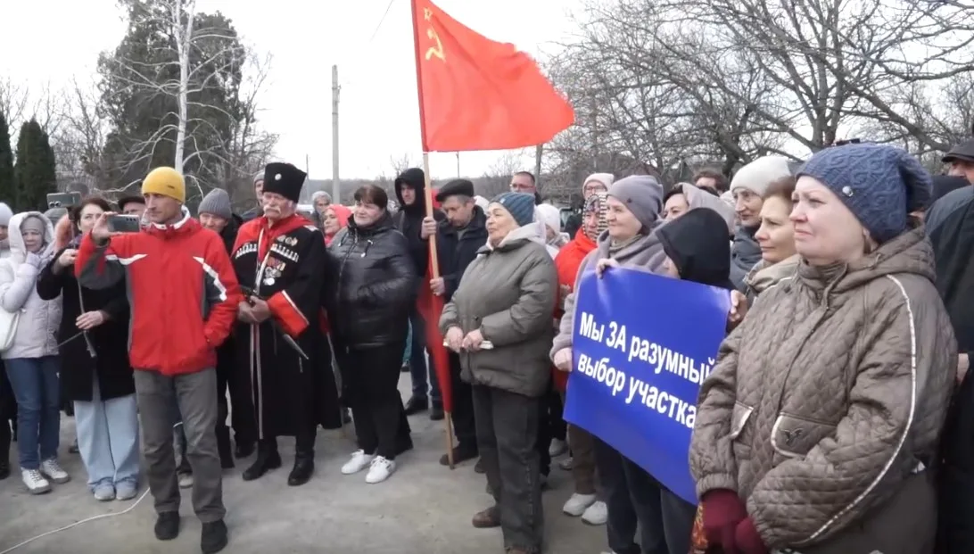 Митинг армавирцев против строительства мусорного полигона.